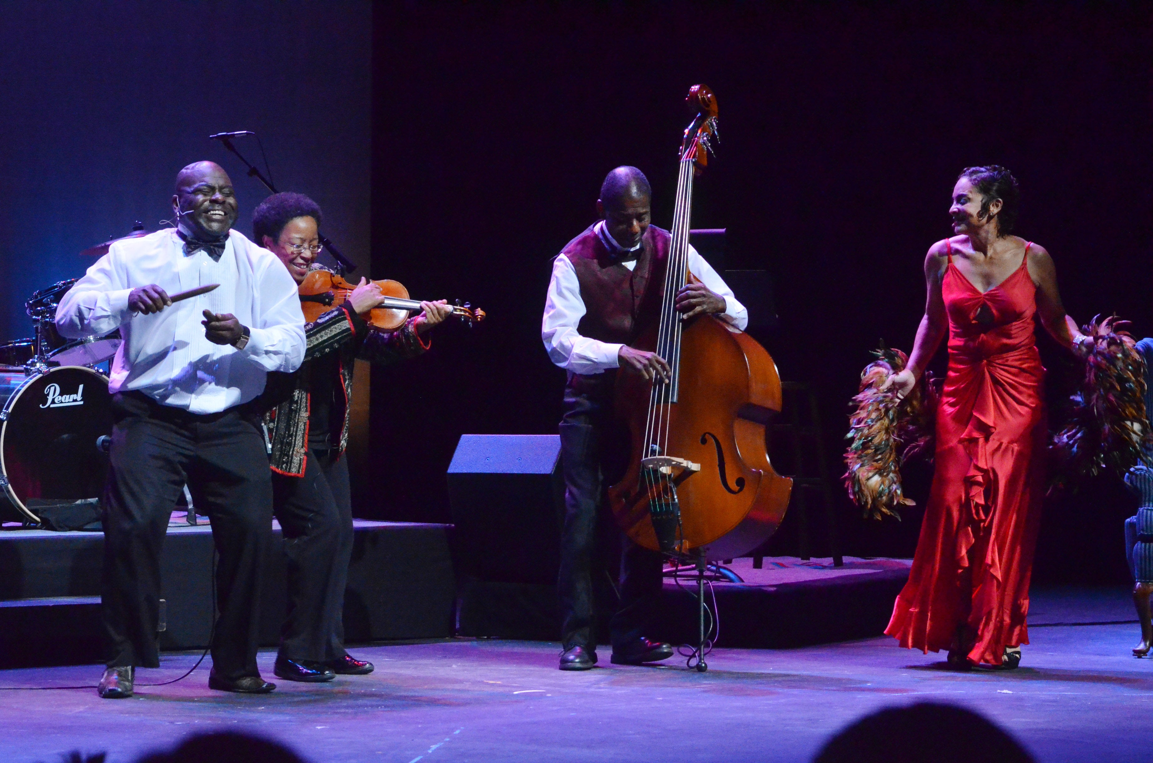 Raisin' Cane  A Harlem Renaissance Odyssey starring Jasmine Guy and the Avery Sharpe Trio 3.jpg
